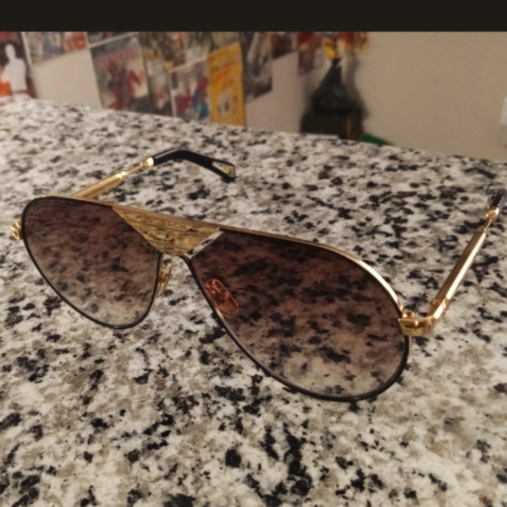 Make me a good offer.....MAYBACH SUNGLASSES....THE LINEART...NO COA PAPERWORK